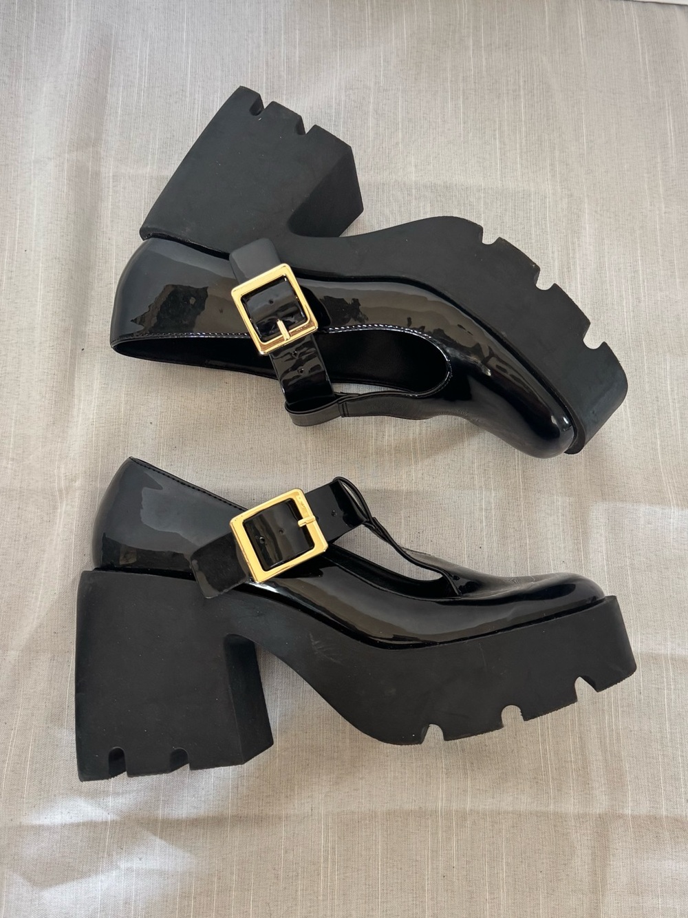 Steve Madden Paloma Platform Mary Jane heels black patent Size 8M